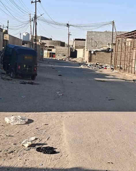 اسعد الله اوقاتكم احبتي الكرام يعلن مكتب عقارات النور الذهبي *********** *********** عن توفر لدينا دار سكن للبيع مساحه ١٠٠م الواجهه ٧ ونزال ١٥متر ابي الخصيب منطقه ابو الجوزي مجاور ملعب الخماسي يبعد كيلو متر عن شارع السايدين البيت يحتوي على غرفه النوم وديوان ومطبخ وصاله  وكراج زقير البيت ثاني بيت  بلوك وزكام بي بس نقص سيراميك الرضى نوع العقار طابو صرف زراعي عراقي سعر ٥٠ مليون وقابل التفاوض أعرض عقارك لدينا ودع لنا النشر التسويق عنوان المكتب ابو الجوزي مجاور معمل الجابري للسخانات *********** تاريخ البناء أكثر من ٤ سنوات بي نقوصات السيراميك الرضى والمطبخ الجداري ثاني بيت عن شارع تبليط نازل ومجاري على نهر
