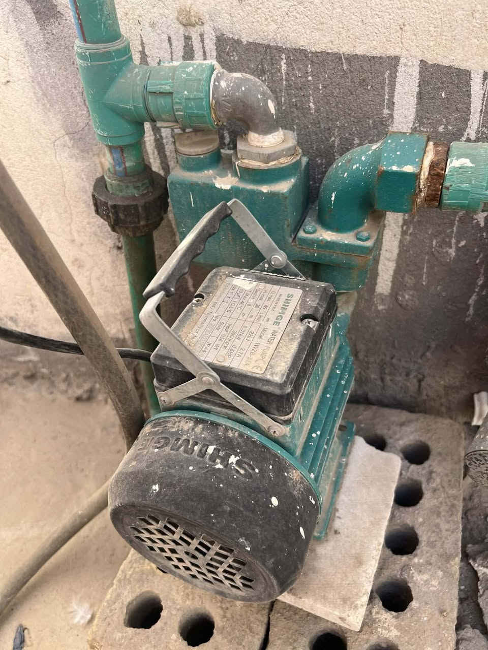 اغراض للبيع   وعندي غرفة نوم تركي يرادلها تصليح ارجل الكنتور طاكه وباب كنتور وجرارات  ب١٠٠
السخان استخدام قليل  رايدي٦٠
الماطور ماركة شامج اشتريناه قبل اشهر ب٦٥رايدي ب٤٥
اركيلة المانيةمع الميز مالتها ٤٠. ممستخدمه 
مسبح العام اشتريناه ب١٤٠  رايدي ٧٥ دائري قطر ٣متر ارتفاع ٧٦سم 
مروحة حديد ممستخدمه ابد شغلناها وصوتها جدا عالي يعني مال حدائق اشتريناها ب٩٠ رايديها ب٧٠
مروحة جداريه عندي اربع مراوح جدارية الوحده ع ٢٥


**إذا كنت صاحب هذا الإعلان وتريد حذفه لأي سبب، رجاءا أرسل رسالة إلى الدعم الفني**