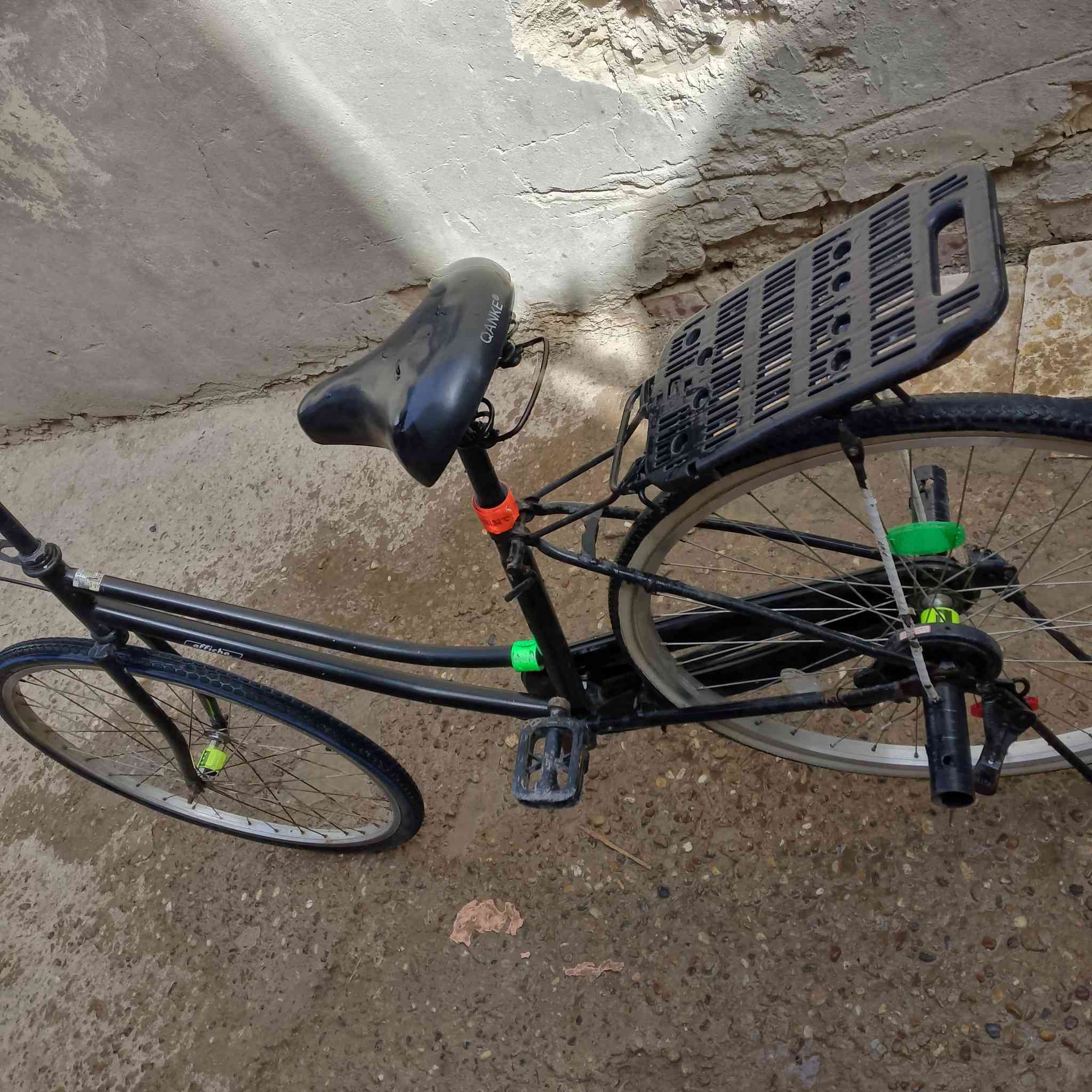 سلام عليكم باسكل يابني حجم 26 نضيف للبيع السعر 75 وبي مجال


**إذا كنت صاحب هذا الإعلان وتريد حذفه لأي سبب، رجاءا أرسل رسالة إلى الدعم الفني**