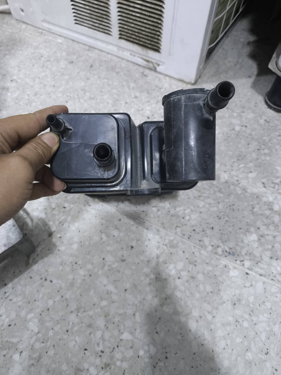 سلام عليكم مبخرة ما سنتافيا شغاله مال امريكي قيم سعرها بما يرضي الله 
***********
