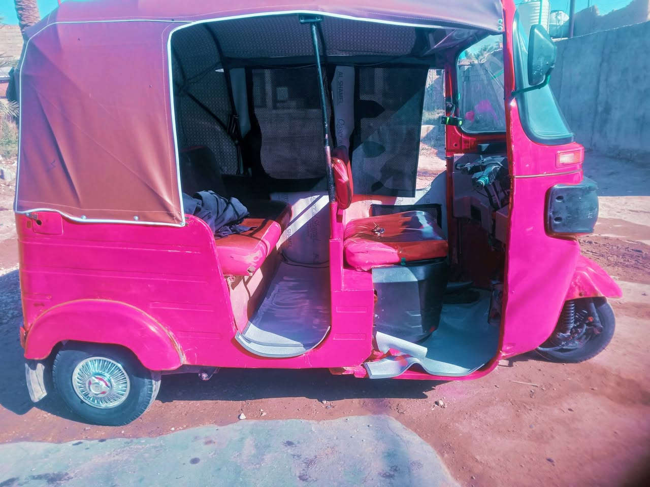 سلام عليكم تكتك للبيع موديل 18 اوراق أصولي نضفيه فول كله شغال على الفحص تنكر سلف وتطلع كله مكفول مكاني حله ابي غرق مقابل سيطرة ام الهوى السعر 3 ملايين و400وبيه مجال بسيط غير متواجد ع الفيس رقمي ***********
