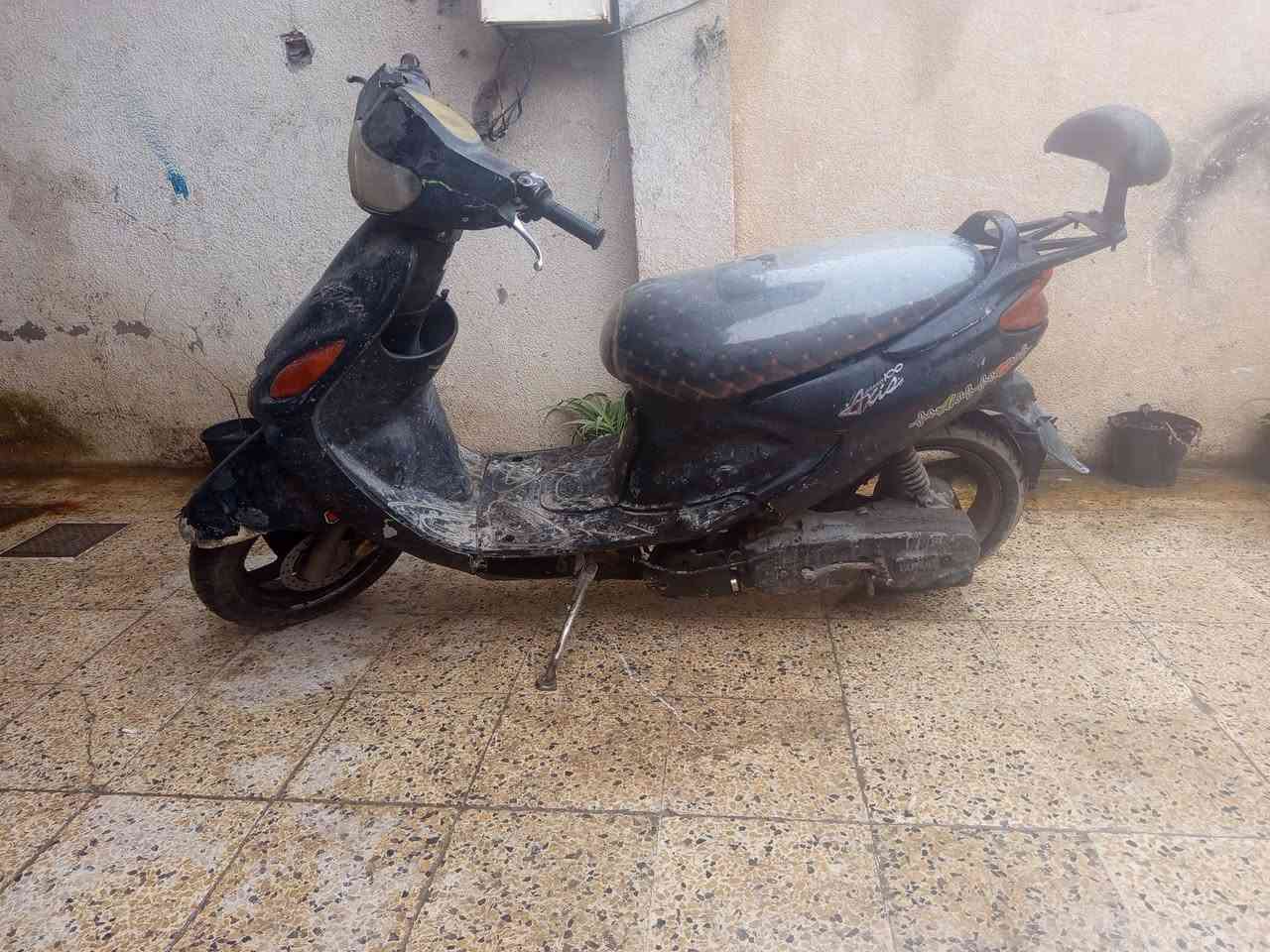 السلام عليكم اخواتي درجه الاكزز مكينه شرط برغي ما مفتوح بيها شرط جيب وياك الف. فيتر حته قمجات اصلية مكينه زيرو ,وايرمنية كلهاشغالة  لسعر 200بي مجال مال جيتك شراي اتصل ***********
