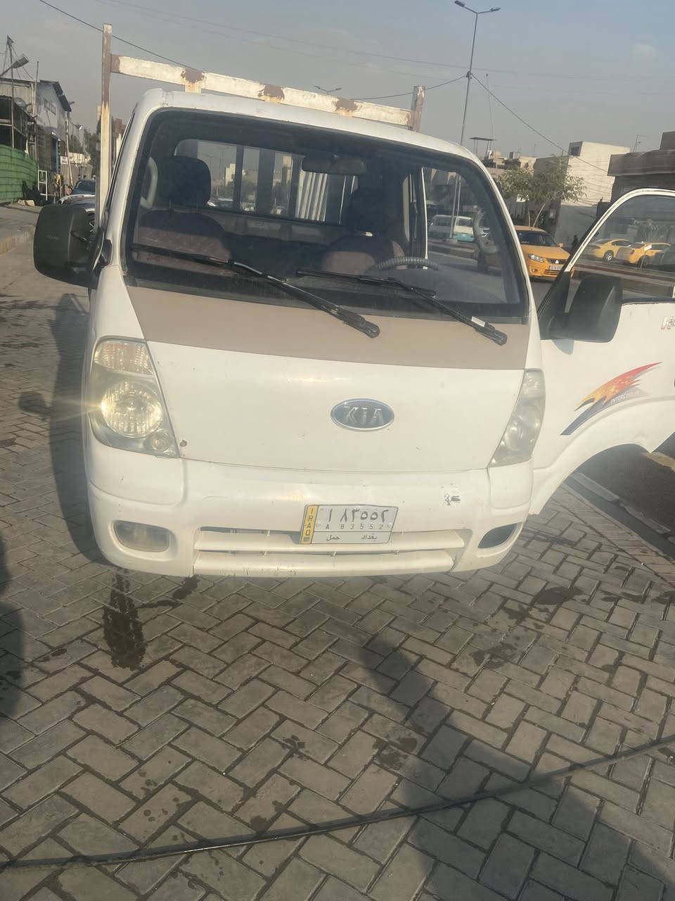 سلام عليكم كية حمال رقم بغداد تخم تاير مكينة بم اونوزل جديد كافالة عامة من ضربة صبغ /موديل 2009بسمي السيارة ***********
