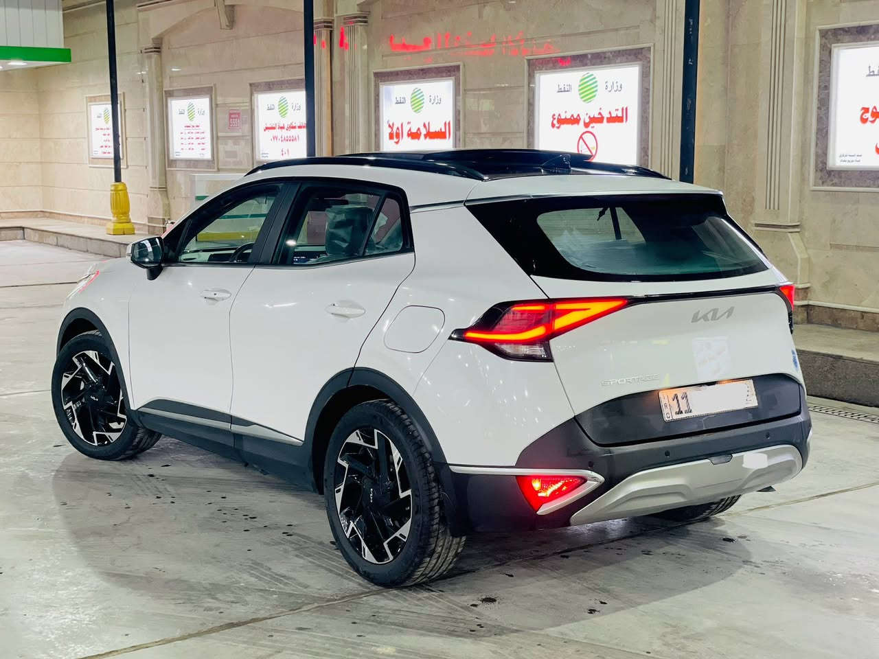 بيع مستعجل شراي يتصل 
سلام عليكم كيا سبورتج موديل 25 خليجي فول مواصفات 1/1 مكفوله كفاله عامه من ضربه وصبغ وتبديل ولبارد سياره بل كاردون جديده بمعنه لكلمه سياره كله بوضع شركه ماشيه 26 الف ستخدام شخصي رقم بغداد الدولي الجديد هسى وسنويه جدد بسمي وتحويل ثاني يوم وين ما يعجبك سياره جاهزه من كلشي مابيه نقص برقي سياره كلش جديده وبل عافيه على ليأخذه 
مكاني بغداد بلديات
الرقم الهاتف ***********
ملاحضه اقره لمنشور قبل لا تتصل
ما ممتواجد على نت تصال فقط 
تصلو واني خادم لطيبين 
السعر كلش حلو جوه سوك
