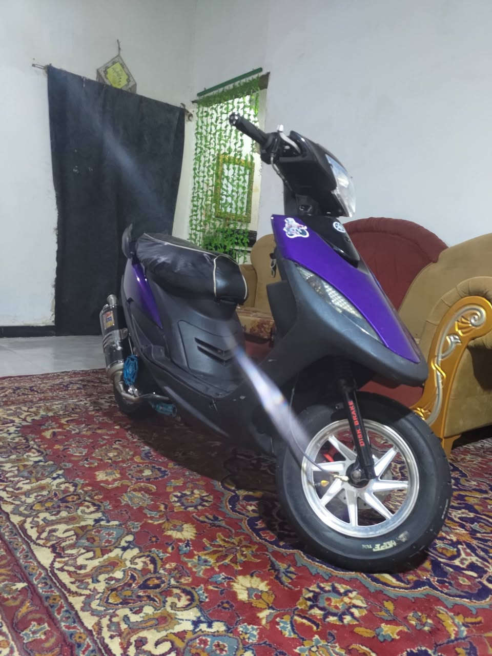 سلام عليكم ماكس عدله  مكينه بلاديه ما مفتوحه  كزوز فتحتين سبايدر باتمان يدات بريك فضي اوياله فضي وبيض شيال  قبق فلاوين نقصها ترتيب كهربائيات  وستان نص وسلف  فقط   سعر 800 او مراوس بسكنس جبلي  مو شراي لا تراسل وتعبني  مكاني الجزيره  
رقمي ***********
