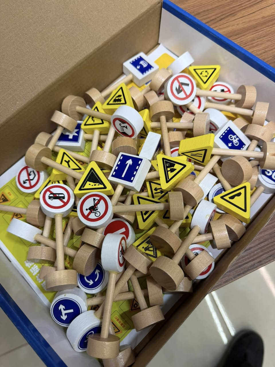 🟥🟥آلحمد آللە  وصول آشیاء مومیز🟥🟥
إشارات المرور🚫🚳🚷 هێماکانی هاتووچۆ
باکیت ٥٠ عدد 
پاکەتێک ٥٠ دانە تیایە
🔻خشب🔻
🚛سعر / ٣٠ آلف توصیل مجانی کل محافظات عراق🇮🇶


**إذا كنت صاحب هذا الإعلان وتريد حذفه لأي سبب، رجاءا أرسل رسالة إلى الدعم الفني**