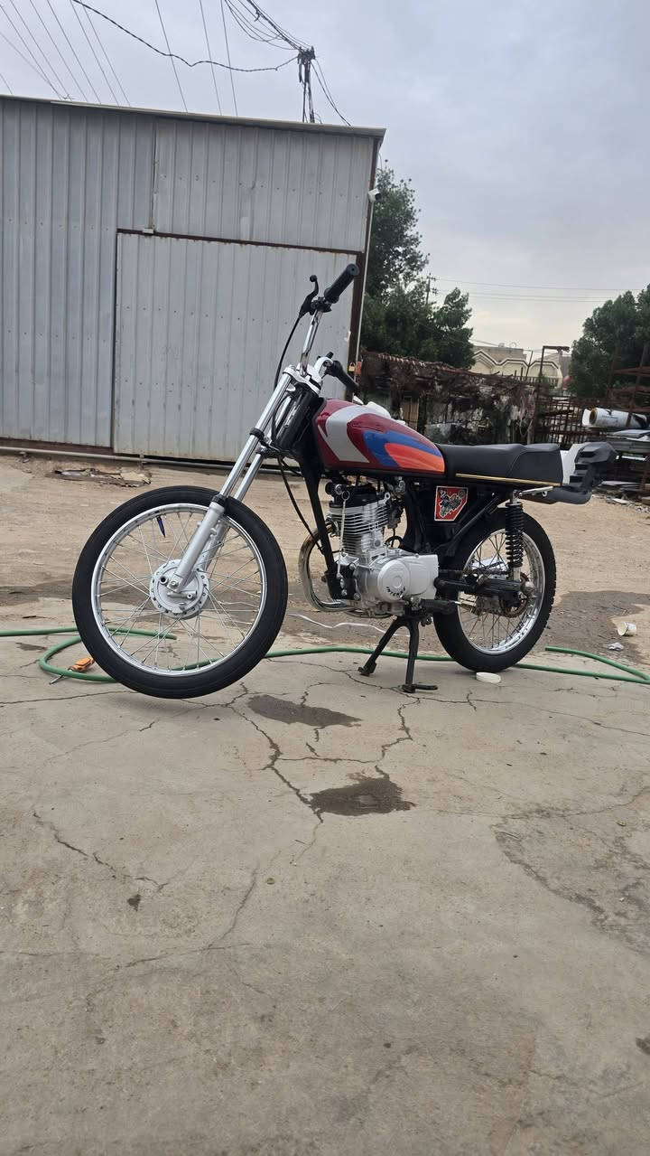 للبيع ومراوس شاصي 20وتعمير 25 مراوس بكامله.


**إذا كنت صاحب هذا الإعلان وتريد حذفه لأي سبب، رجاءا أرسل رسالة إلى الدعم الفني**