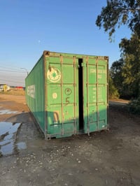 حاوية للبيع مع توصيل جميع المحافظات 07714669399