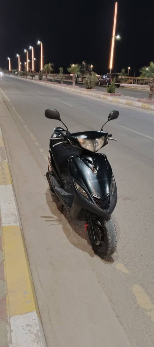 السلام عليكم
ياماها بومه للبيع دراجه نضيفه بدون اي نقص 

( بدون اوراق ) اكفل سرقه 

سعر 350 وبي مجال أو مراوس حسب القناعه 

للتواصل ***********
