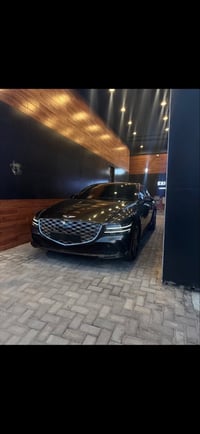 الاتصال /07744447742  جنسز G80 سبورت برستيج2023 اعلى فئة برستيج 6 سلند...