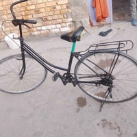 باسكل موزه • نظيف • جنب جامعة ساوه