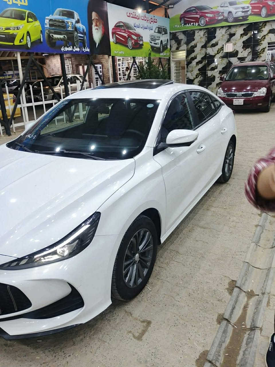 لبيع: MG موديل 2025 (أخت الزيرو)
السيارة بحالة الوكالة - أعلى مواصفات - استخدام جداً بسيط
• ماشيه: 3,000 كم فقط.
• المواصفات التقنية:
• نظام الرادار الذكي (تنبيه وتصادم).
• نظام 5 كاميرات (رؤية 360 درجة محيطية).
• تحكمات ستيرن، بصمة، شاشة، وكافة مواصفات الرفاهية.
• الحالة: السيارة مكفولة كفالة عامة (صبغ، لغد، شاصي، محرك، كير) وبحالة الشركة تماماً.
• السعر: 117 ورقة بيه مجال بسيط"].
• المكان: النجف الأشرف.
للتواصل والاستفسار من المالك مباشرة:
📞 ***********

