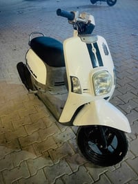 شباب  دراجه بوليس ماله رمبه كلشش مرتبه ونضيفه وكلشي شغال مابيهه اي نقص...