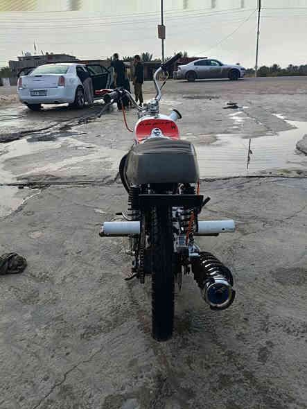 بسبب الوعد الكاذبه للبيع درجه رقم وسنويه مكينه مامفتوحه سنويه 2011 منتهيه 2017 باقي على بصمه شراي يجي خاص مستعجل على بيع وسعره مليوان 150 وبيه مجال لشراي ***********
