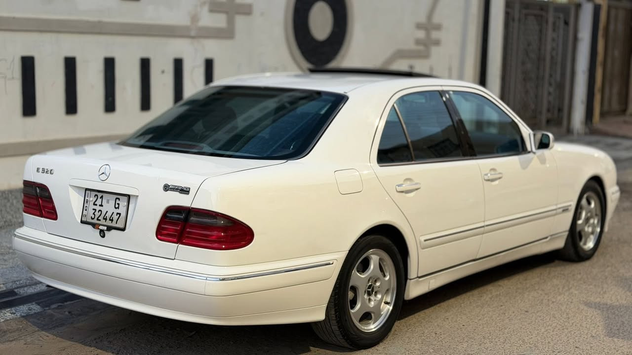 السلام عليكم رمضان كريم 🌒
مارسدس ام عيون موديل 2001 
رقم شمالي الجديد وبسمي 
سياره جديده ع وضع الشركه 
فول موصفات واحد ع واحد 
محرك سته سلندر 
حجم 320
العنوان البصره 
 السعر 145$
رقم الموبايل ***********
