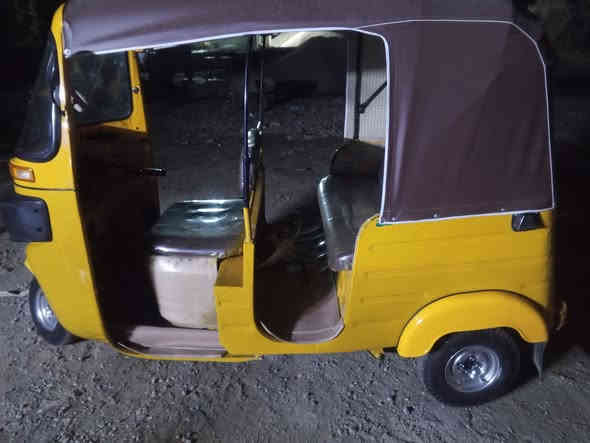 سلام عليكم تكتك للبيع موديل 19 شهر 11 كفاله بس دوس معمره سعره 5400 وبيه مجال قليل حك الجيه  مكاني نعمانيه للاستفسار الاتصال ***********
