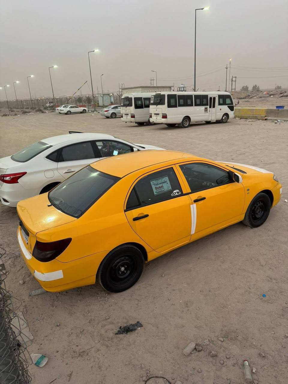 السلام عليكم سيارة بي واي دي مديل 20 السياره باسمي رقم جديد الدولي هيه وغرمات مصفر كير محرك خير من الله العنوان البصره اذا اكو مراوس حسب القناعة
 ***********
