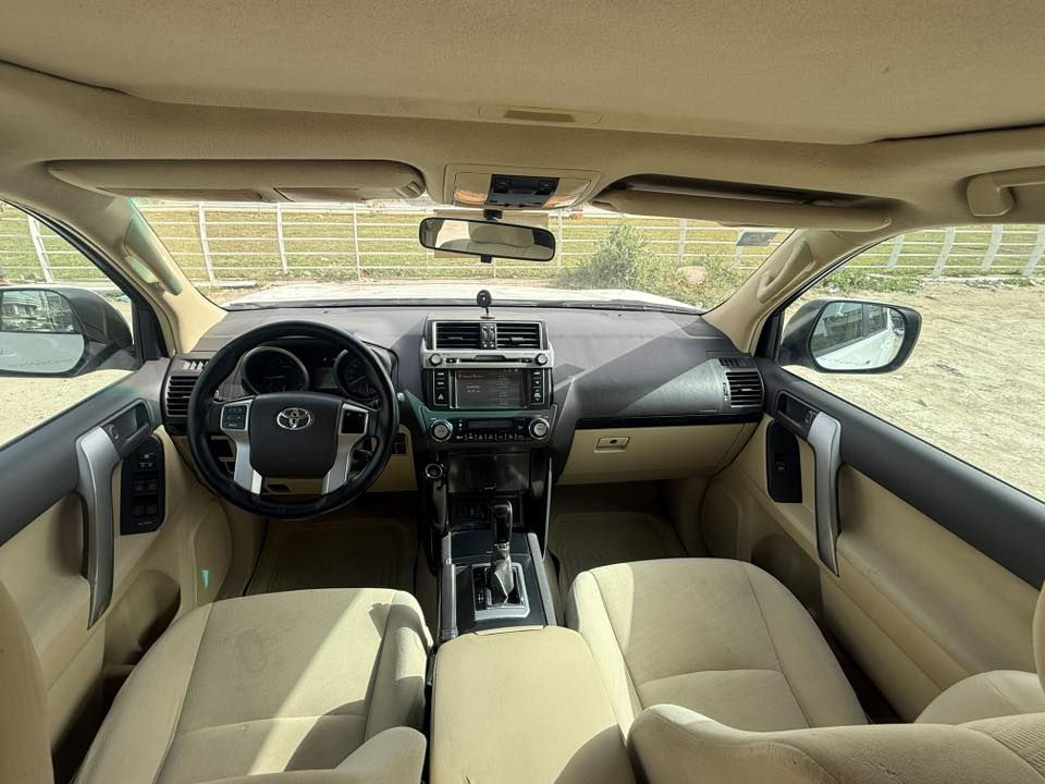 سلام عليكم
للبيع برادو 2016 TXL فول مواصفات، 6 سلندر
ماشية 99 ألف كم
كفالة عامة وصور السونار مرفقة.

الموقع: حلة – بابل
السعر: 350 بيها مجال بسيط.

للاستفسار والاتصال:
***********
