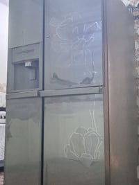 مكلف بل نشر ثلاجه كبيره LG شكل الجديد.                       للتواصل و...