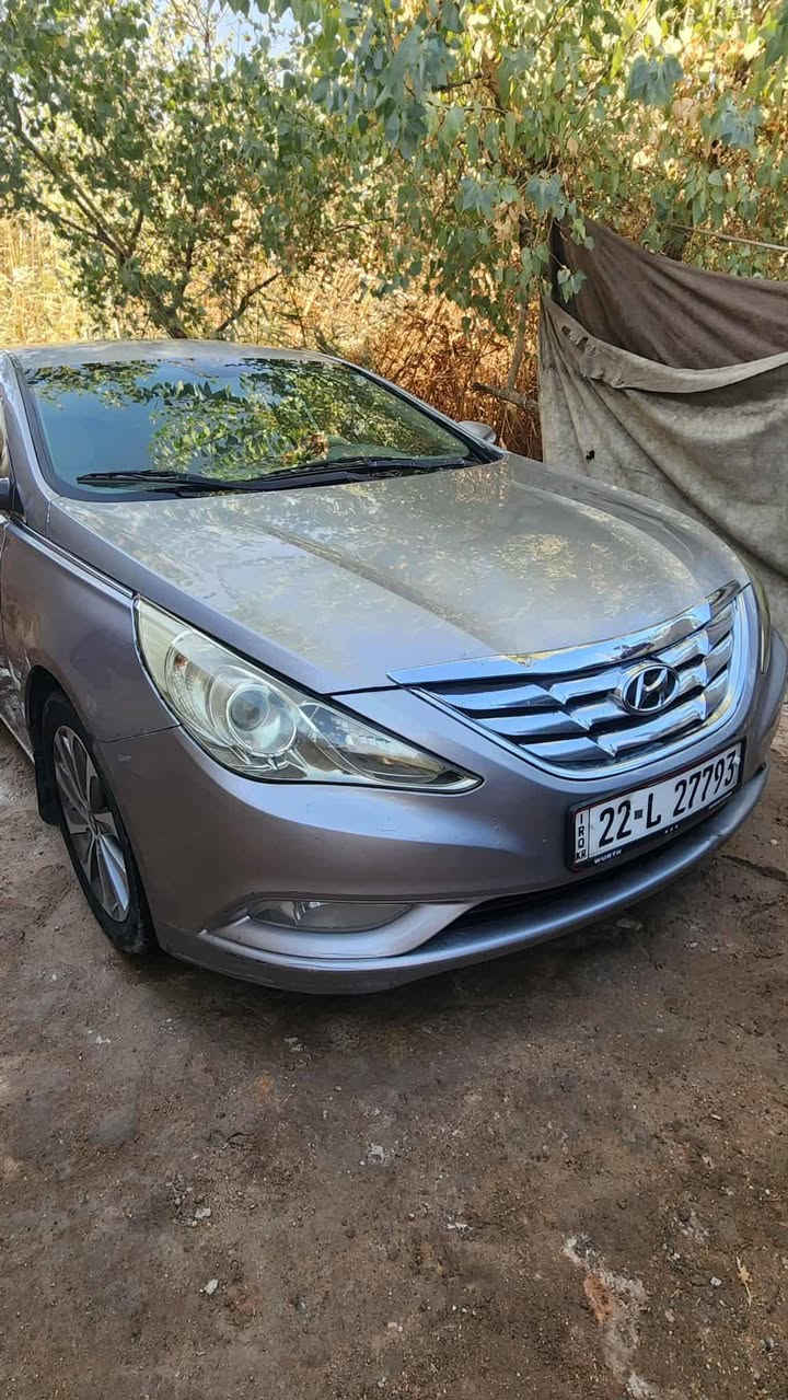 السلام عليكم سوناتا  موديل 2011 مكينه بيه كازكيت تجفيته فقط كير تخم تاير تبريد تدفئه خير من الله بيها طخه قليل بدون دواخل سياره كلش حلوه
 السعر ١٠٠ بيه مجال
رقم الهاتف ***********
مكاني ديوانية
