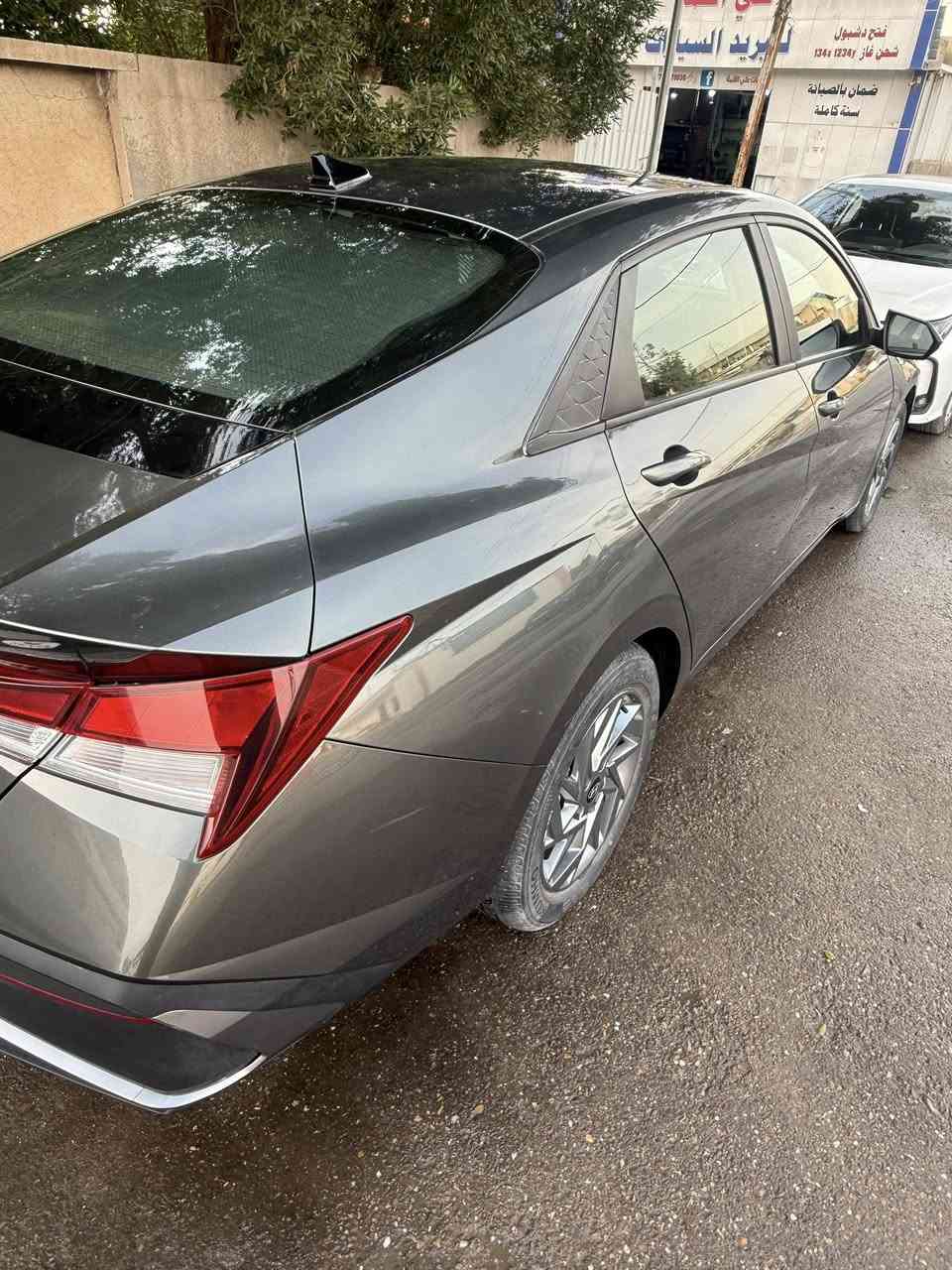 للبيع فقط بدون مراوس
لون مميز زيتوني 
السعر (175)
النترا 2024
وارد امريكي 
السيارة فول عدا السلايت
ماشية 25 ميل 
حادثهة كلش خفيف فقط بنيد مصبوغ الباقي كل سيارة 
كفالة بدون ((ايرباك)) حتة راديتر نفسة 
مواصفات بصمة تشغيل ابواب 
شاشة متصل ديجتل 
لد بلدشبول الوان متغير
كار بلي 
رادار امامي 
رادار خلفي 
رادار جانبي 
تحديد مسار 
قيادة ذاتية 
تنبيه خروج المسار 
ويل كب لد نهاري لايت زنون بلادي 
تنبيه اهتزاز بلستيرن 
السيارة موجودة بغداد المنصور


**إذا كنت صاحب هذا الإعلان وتريد حذفه لأي سبب، رجاءا أرسل رسالة إلى الدعم الفني**