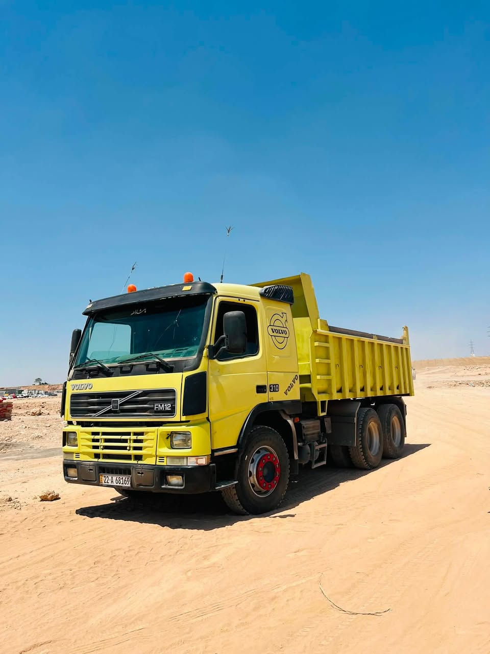 مؤديل 2000مةكينةي 310پةمو نؤزل گير 4بة4 رةقم نوئ هةبو بةشةرتة سحري 165مةجال رةقم ***********
