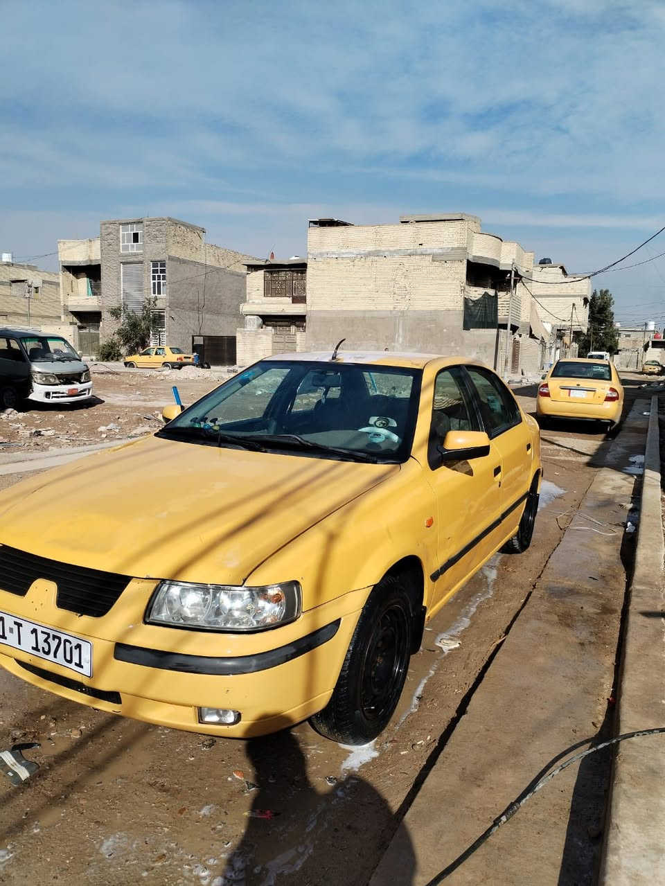 السلام عليكم
سمند 2010 كفاله عامه بيها طخات قليله بدون صبغ وتبديل تبريد شغال سياره حلوه خير من الله 

السعر  37 وبيها مجال بسمي تحويل ثاني يوم سنويه ل30

الرقم ***********
