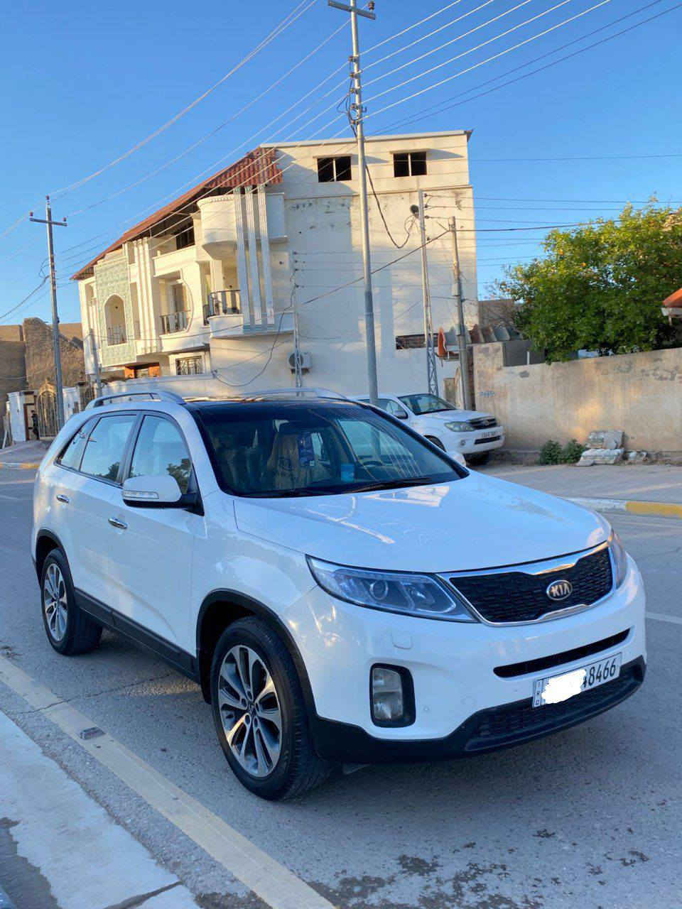 السلام عليكم ورحمه الله وبركاته 
سياره سورنتو للبيع موديل 2014 شكل 2015
كفاله........محرك 6 سلندر 3600 كامره دواره شاشه كبيره حساسات اماميه خلفيه......بنوراما (فتحه السقف)....بصمه ابواب وتشغيل تحكم ستيرن فول نظام أيكو أشاير بلمري ...مري شفط كشنات جلد تبريد تدفائه  اناره ترحيب ع كتابه سورنتو بدجه فولللللللل مواصفات مفوله السياره بعد مواصفات مذكرته  مكينه كير حداديه تخم تاير شرط ع فحص سياره .....رقم بغداد بأسمي بأسمي سنويه هزه جديده مكان السياره كربلاء طويريج 

السعر175 
‏‪***********‬‏
‏‪***********‬‏
