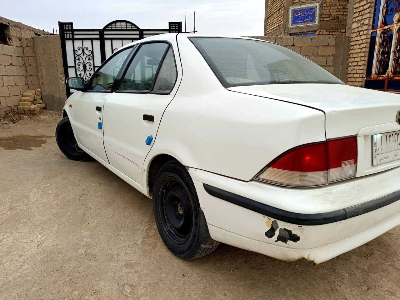 سلام عليكم
سمند 2010 

جاهزة كير ومكينه شرط 

كهربائيات شغاله كلها 

حداديتها 70٪

 ضربتها بالجاملغ الورا الايمن 

مداور شوكت ماتريد 

سيارة جاهزة ومرتبة 

السعر 35$ وبيها مجال 

مكانها للوركاء /ناحية الكرامة 

***********

***********
