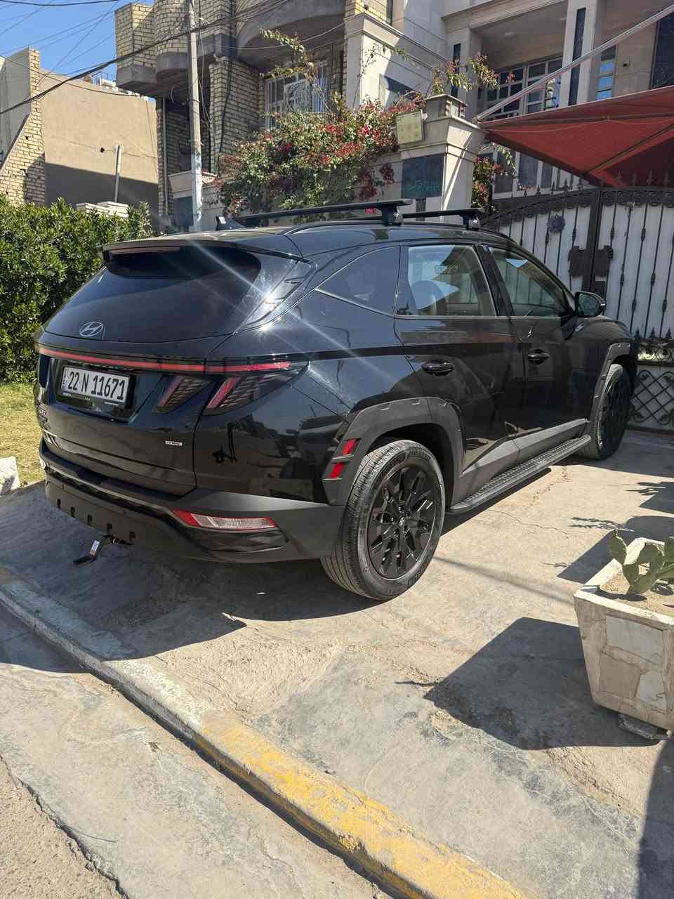 هونداي توسان  فئة XTR  امريكي 2023
(( #بسعر_مناسب_جدا ))
وترهم مراوس ب (( فورتي او النترا او سياره اقل ))
دخول وترقيم جديد #اربيل (( مواصفات مميزه ) 
ضرر(( موضح بالصور )) جاملغ وحافة بنيد 
بدون دواخل 💯 شواصي لغود مكفول
بوضع الزيرو (( ماشيه 20 الف فقط)) 
موصفاته👇فول عدا الفتحه 
محرك 2500 المرغوب  (( مميزه جداً ))
بصمة 
ابواب بصمة
صندوق كهربائي
كشنات جلد
دوس بلاديه 
شاشه جبيره لمس 
تشغيل عن بعد
لايتات عدسات و زينون
لايت خلفي ليد
كشن كهربائي
كشن هيتر
تبريد قطعتين
شحن وايرلس
فور ويل (snow,mud,sand)
ويل  20 مميز 
نظام (sport,eco,smart)
بريك بصمة
شاشة كبير
كاميرا
رادار امامي 
رادار خلفي 
نقطة عمياء(رادار جانبي)
ويل كب
تحديد السرعة
تحديد المسار
تحكم ستيرن
وبعد هواي مواصفات
~~~~~~~~~~~~~~~~~~~~~~~~~~~~~~~
 ***********
بغداد الجديدة
