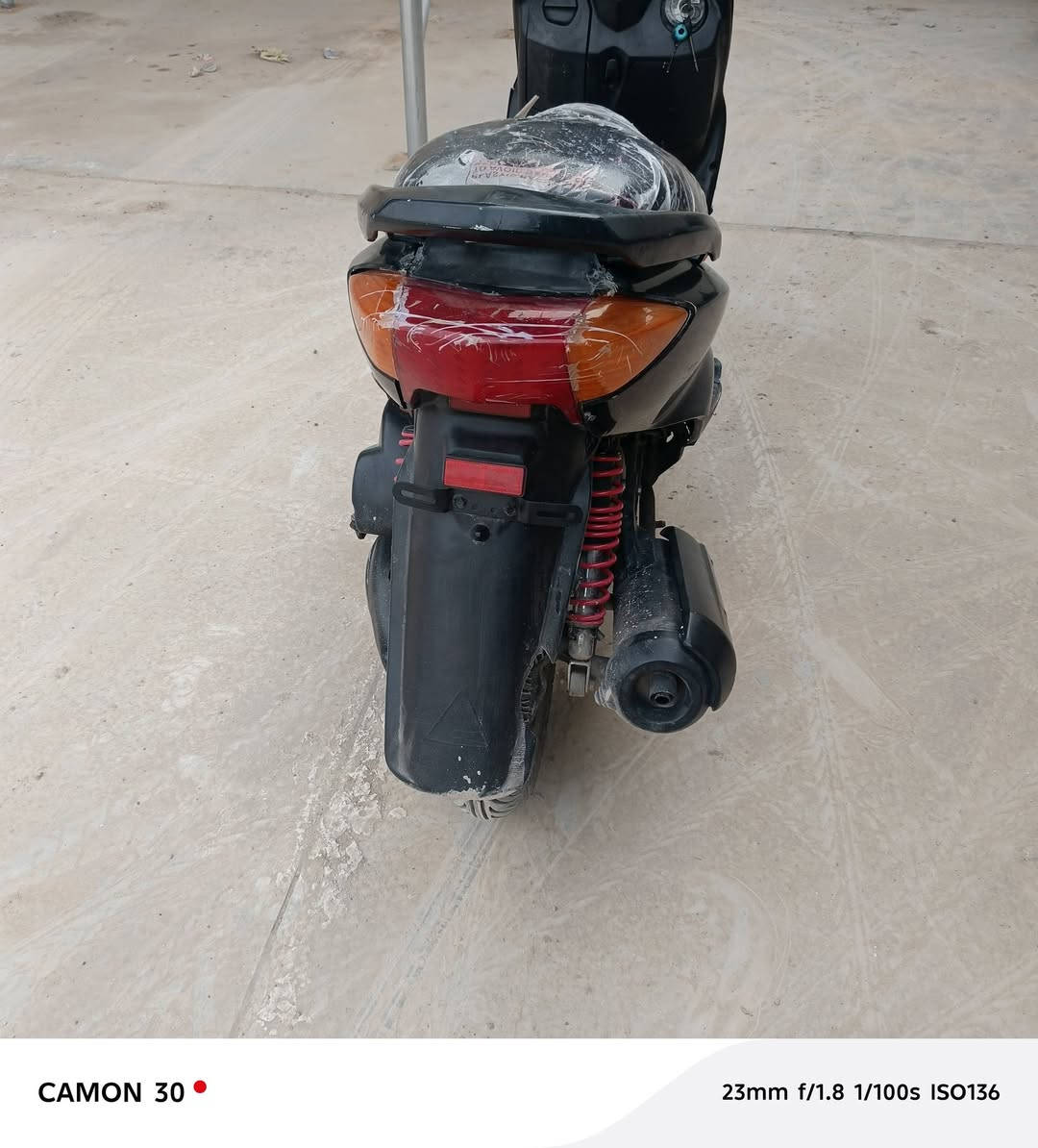 سلام عليكم متاح دراجه سكنس ياباني تشتغل نكره سلف بلديه البيع كفرات ختم صليه السعر 600وبيه مجال تعال خاص ودتلل ***********الستفسار رقم ***********
