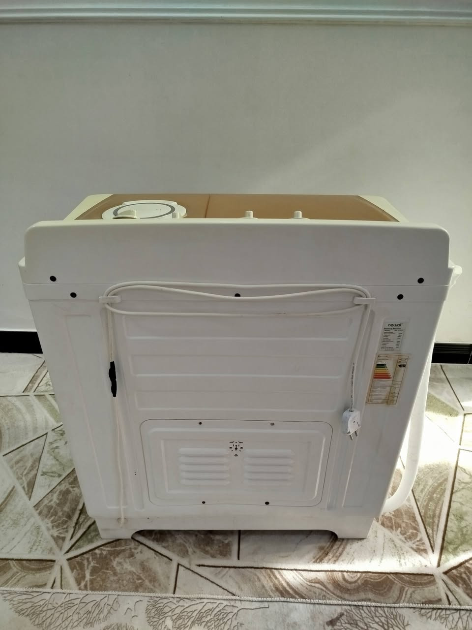 للبيع غساله حجم 20 كيلو جاهزه غسل وتنشيف سعر 85 فقط البيبان ينشلعن مكاني كربلاء حي العامل ***********👈*********** واتساب وماسنجر موجود
