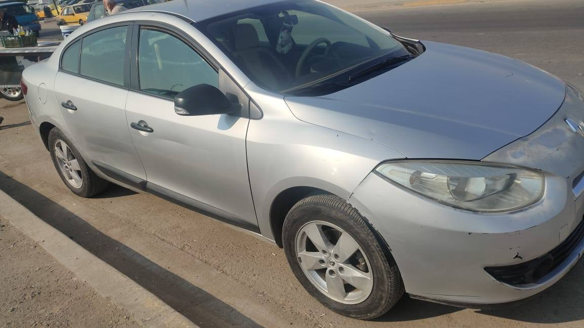 كير مكينه تبريد جيد جدا 

لا ضربه لا تبديل لا صبغ ما عدا طخات بسيطه 

السياره جاهزه على اخر حبايه رقم ميسان 

ميسان العماره .  الرقم ***********
