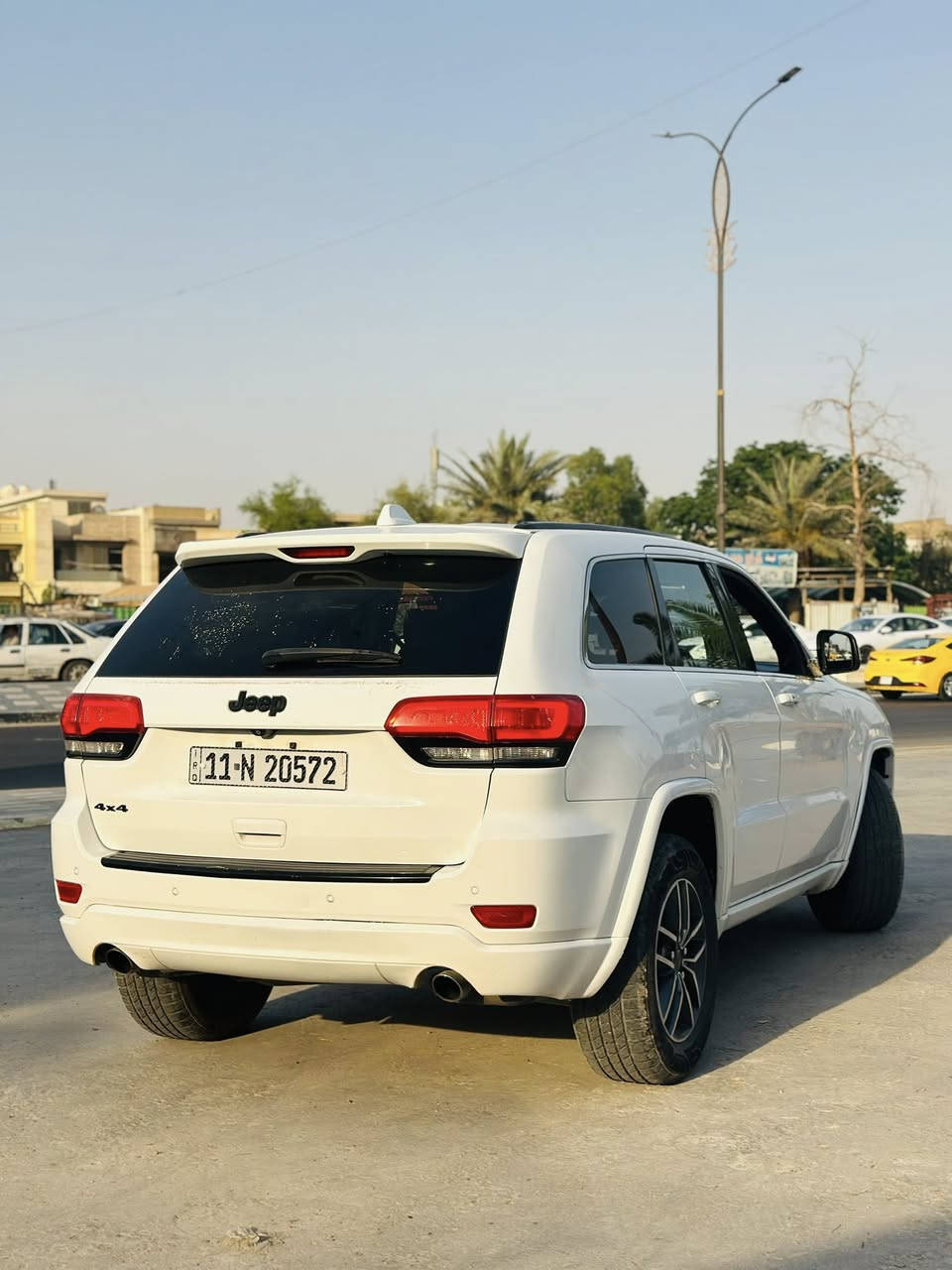سلام عليكم جيب 2015
فول مواصفاتتت
فتحه 
بصمه 
 فور ويل 4X4✅
 جنطه كهرباء 
كشنات تدفئة تبريد كهرباء 
زنون💎
مكينه جديده✅ 
تخم تاير جديد✅
 الحادث مواضح بل منشور 
السعرررررر(175) وبيها مجال 
موقع مدينه الصدر رقم الهاتف***********
