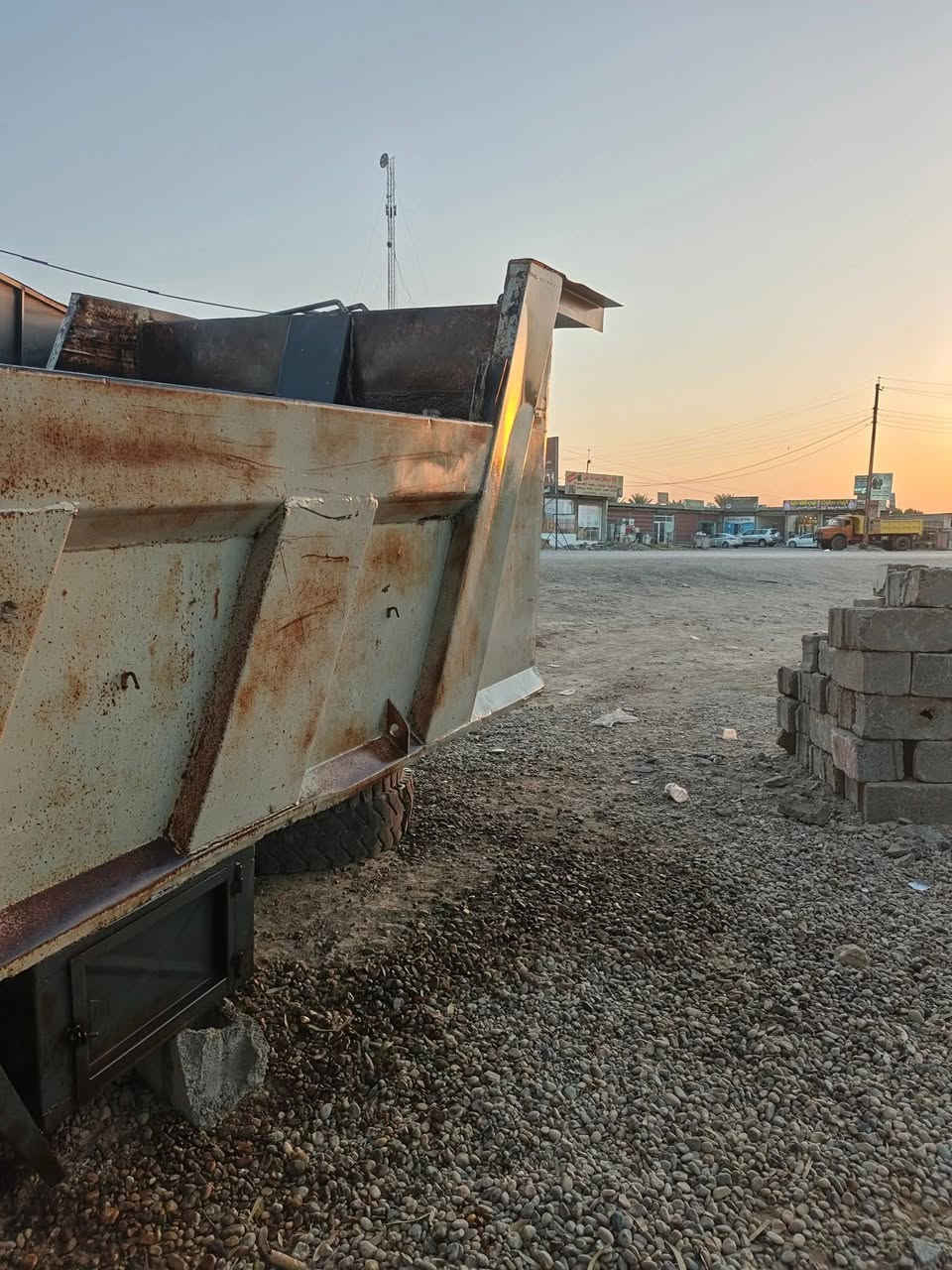 بدي تك مايلر دبل شاصي عدل للبيع
***********
***********
