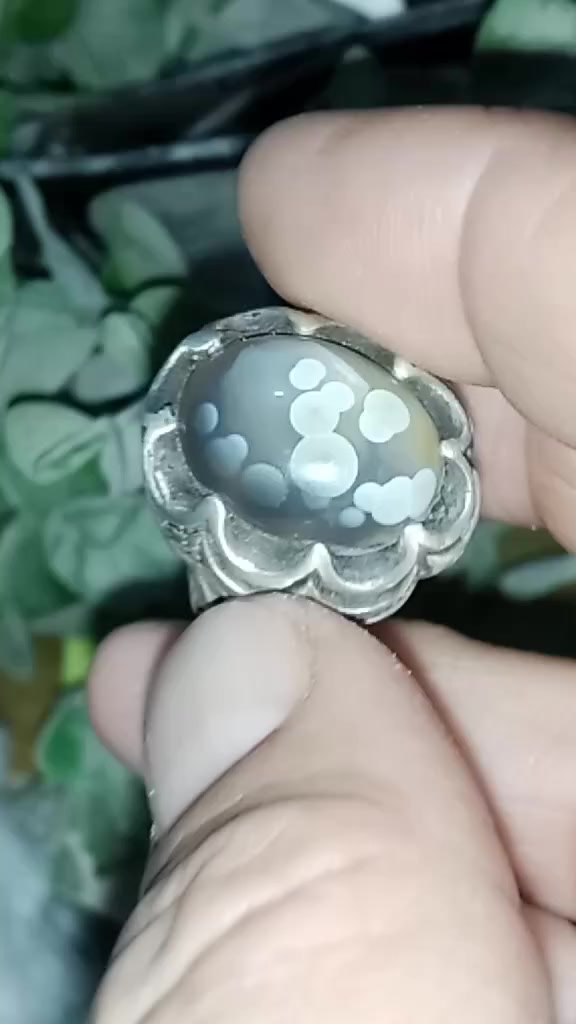 خامسليمانيه قديمه رصاصي متشعب العيون اعطاف صياغه يدويه قديمه صياغه الستاره

 سعر الخاتم 75 مع التوصيل 👉


**إذا كنت صاحب هذا الإعلان وتريد حذفه لأي سبب، رجاءا أرسل رسالة إلى الدعم الفني**