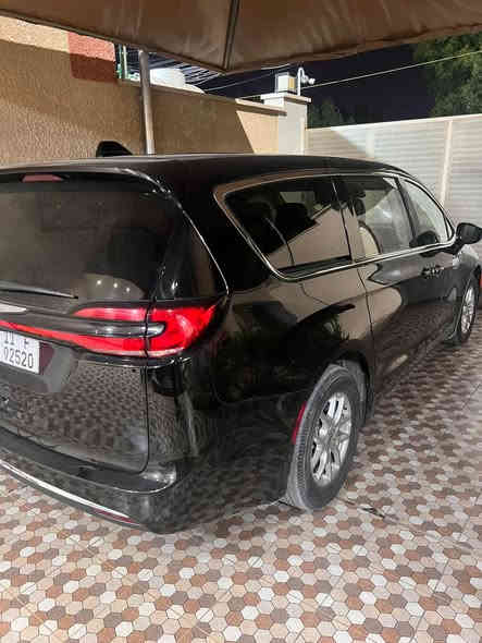 (L )كرايسلر باسفيكا تورنك 

موديل 2024

حادث: مامي بدون صبغ 

بدون دواخل 

39،000 ميل قابل للزياده

رقم السياره : بغداد شهداء سويل وكالة عامة سنتين وتتحول 

  محرك 6 سلندر 3600

رادار امامي 

حساسات خلفية  

 حساسات الاجتياز الجانبية  

 بصمة باب وبصمة تشغيل وتشغيل عن بعد 

كشن ذاكرة (خزن ميموري) لكرسي السائق

طقم ويل حجم 17 مع طقم تاير بحالة ممتازة 

 كاميرا خلفية دوارة مع الستيرن 

 باب جنطة كهربائي شفط 

 ابواب جانبية كهربائية مع بردات اصلية 

 غرفة السيارة جلد اسود اصل 

تحكم كهربائي متكامل لمقاعد المقدمة 

شاشة دشبول كبيرة لمجموعة من الايعازات 

3 قطع تبريد 

 اتصال ***********

العنوان:بغداد

السعر :200@@
