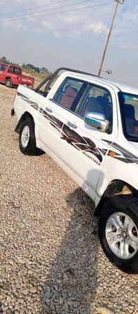 سيارة كريت تايكر 2017  رقمه مثنى لسنوية لل ٢٩ سعر اتصل 07806416132