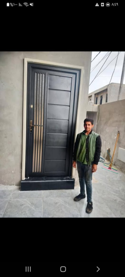 يحيى الحداد ***********
