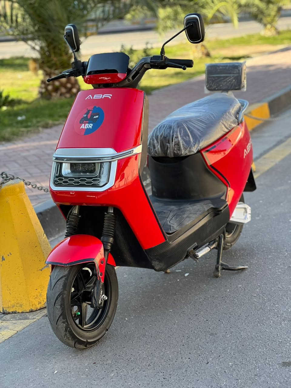 السلام عليكم دراجة فول مواصفات زيرو ٦بطاريات كبار 
 دراجة زيرو وصل الشراء موجودة سعرها ٧٥٠ قفل مكاني 
بغداد حي العامل رقمي ***********
