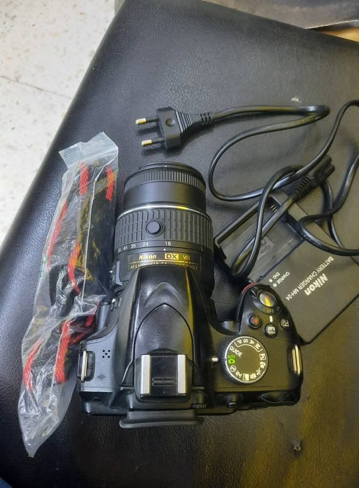 اعيد النشر بسبب الوعود الكاذبه 0
سلام عليكم كامره نيكون3200كامل ملحقات لاصليه عدسه لاصليه 18 55 شاحنه بطاريه حزام كتف جنطه مكاني نجف يوجد توصيل جميع المحافظات المحافظات ***********
