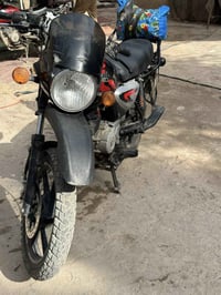 دراجه بوكسر مديل ٢١وراق كامله مكمله سعر ٩٠٠وبيه مجال مرسله وتساب 07710...