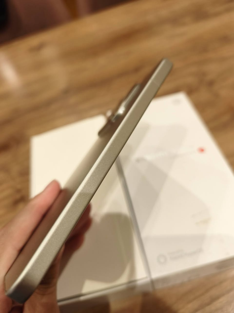 السلام عليكم
توفر شاومي 15 T برو ذاكرة تيرا 1024
كامل ملحقات نظافة 100 بطارية 99
السعر 800 الف
العنوان بغداد الدورة ابو طيارة 
متوفر توصيل محافظات 
***********
