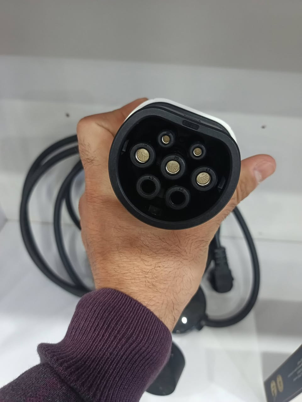 شاحنه تايب 2 للبيع 
16 امبير جديده غير مستخدمه 
***********
سعر 100 الف
