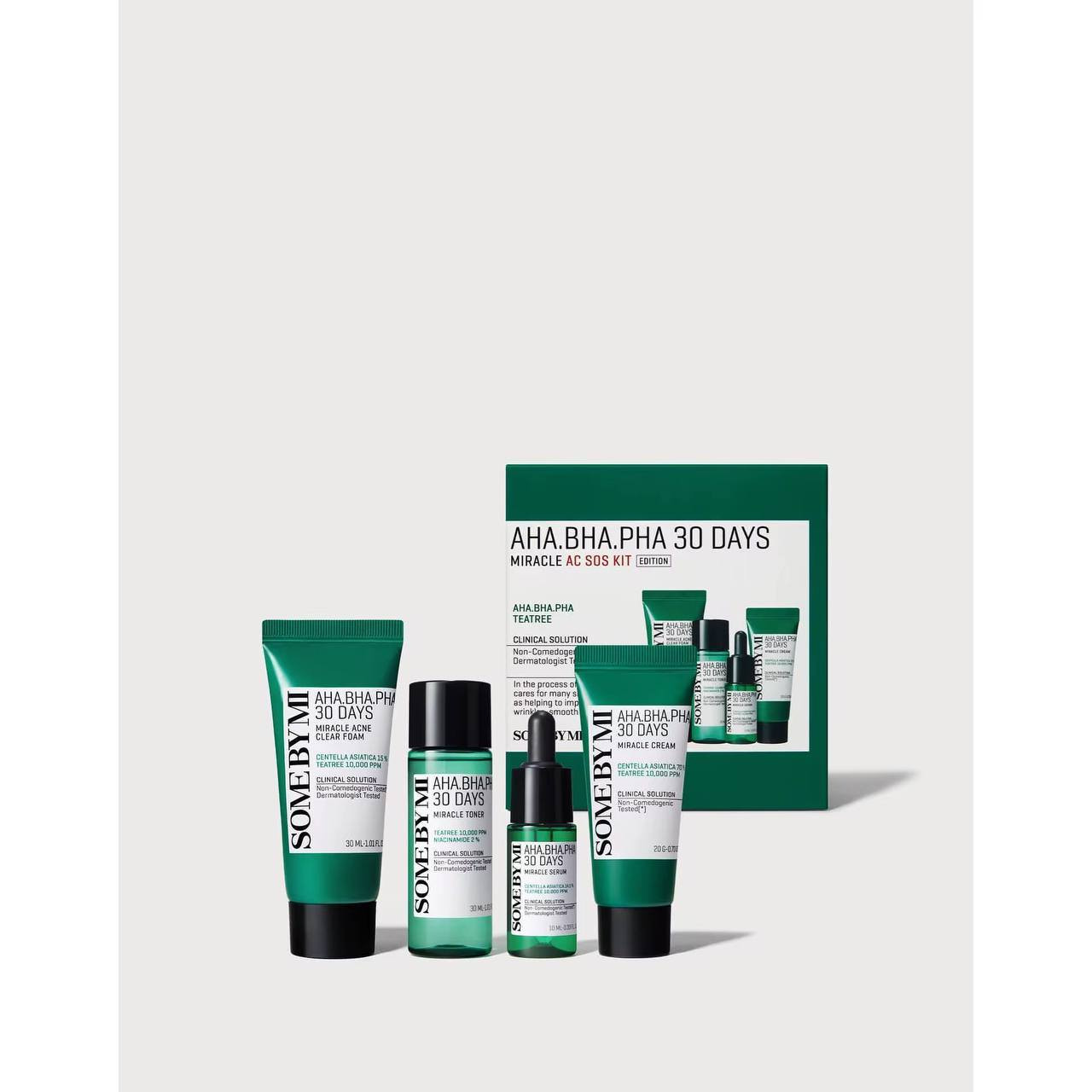 مجموعة المعجزة AHA BHA PHA 30 Days Miracle AC SOS Kit" من العلامة التجارية الكورية 🇰🇷"سوم باي مي" (SOME BY MI).
تُعد المجموعة حلاً متكاملاً للعناية بالبشرة المعرضة لحب الشباب والمشاكل الجلدية. 

تحتوي على أحماض التقشير AHA و BHA و PHA التي تعمل على إزالة الخلايا الميتة وتنظيف المسام بعمق. 

تساعد المجموعة في علاج حب الشباب، تقليص المسام الواسعة، وإزالة الرؤوس السوداء والبيضاء. 

تتكون المجموعة من أربعة منتجات بأحجام تجريبية: غسول، تونر، سيروم، وكريم.


**إذا كنت صاحب هذا الإعلان وتريد حذفه لأي سبب، رجاءا أرسل رسالة إلى الدعم الفني**