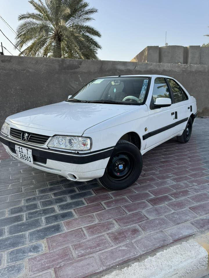 سلام عليكم بيجو (اكد) موديل2016 جاهزه السياره من مكينه وكير وتخم تاير جديد وحداديه جديده سنويه لل28 رقم الانكليزي الجديد المداور ثاني يوم السياره سنتر لوك وسستم سماعات جديد السعر53 وبيه مجال مكاني كربلاء( ***********)
