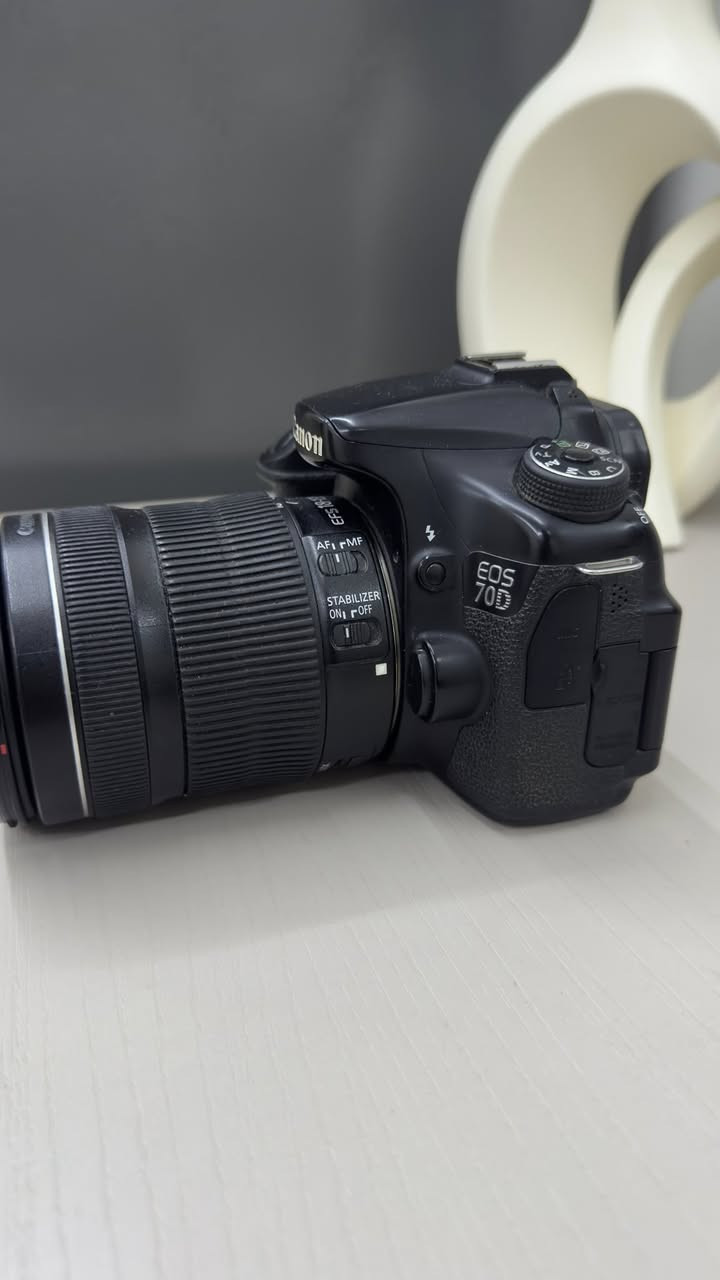 كامره كانون D70لبيع سعره 500مكاني بصرة***********

