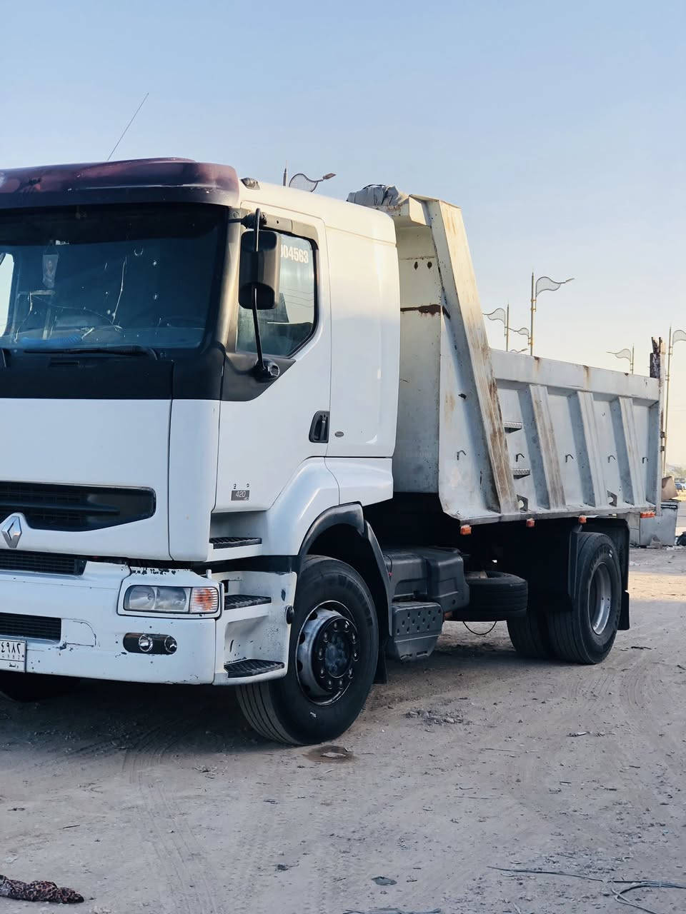 سلام عليكم
رينو لبيع مكفوله عام رقم واسط سنويه 2028
سعر ١٤٥ 
مكان واسط الصويره 
***********
