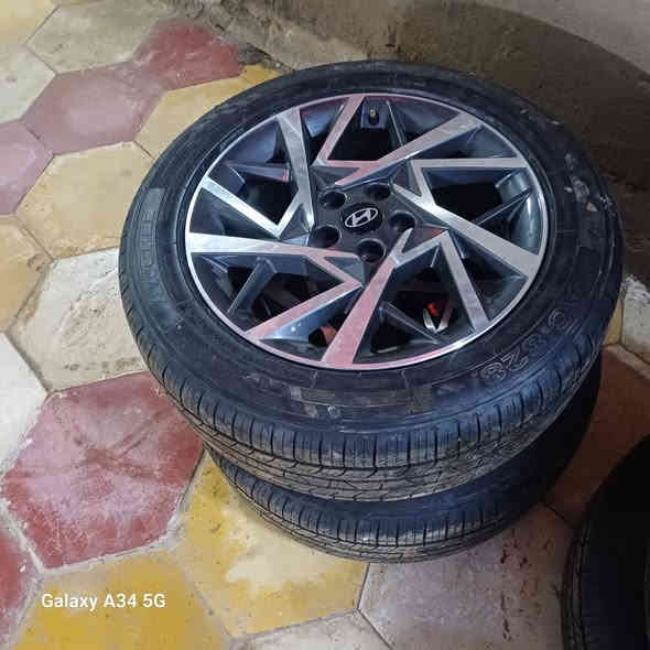 السلام عليكم  ويل كب ازيره ٢٥.   البيع مع تخم تاير تايرات جديده  مكان ديوانيه ***********
