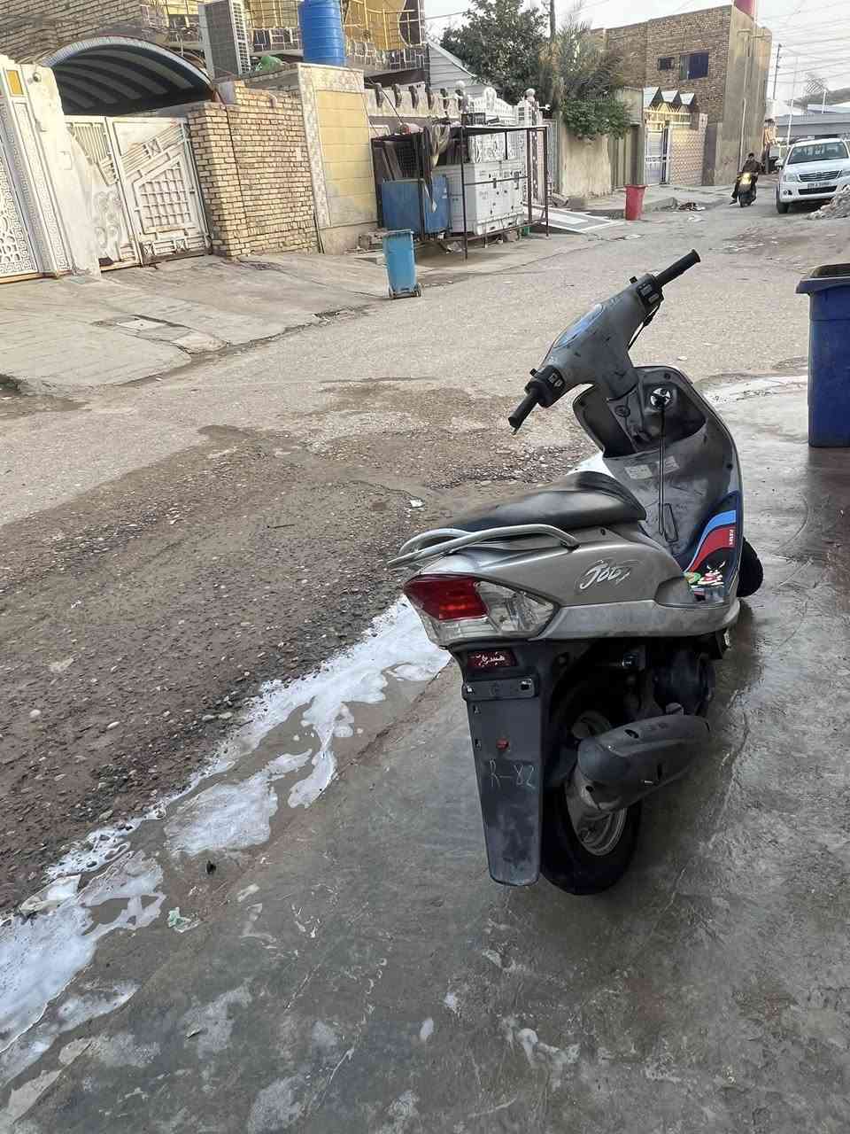 سلام عليكم دراجه ماكس منغولي من بغداد معدل وشلعه وختم واحد ويه المكينه إذا المكينه مفتوحه ترجعها عليه  قفلها 775 مكاني عماره هذا رقمي ***********
